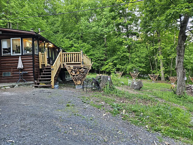 87 Arcadian Trl — Photo 2