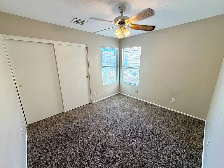 5712 Viberti Ct — Photo 29