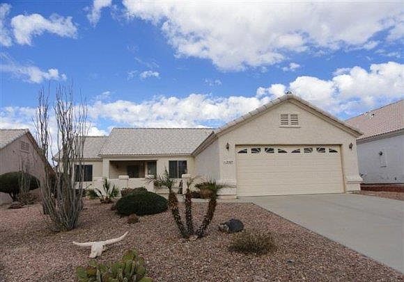 1st image of 2069 E Desert Palms Dr