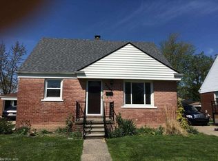 25765 Waldorf St, Roseville, MI 48066