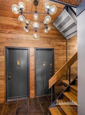 Rented by Manhattan Realty Group | media 24