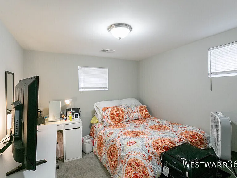 3543 N Lawndale Ave #1 — Photo 4