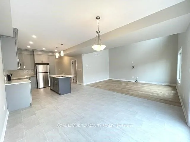45 Dorchester Blvd #22 — Photo 9