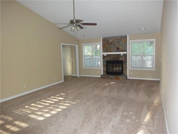 5th image of 1311 Omie Way