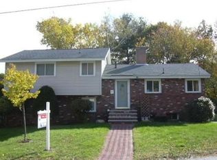 25 Lawn Ave, Lowell, MA 01852