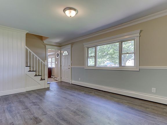 2nd image of 9 Dove St