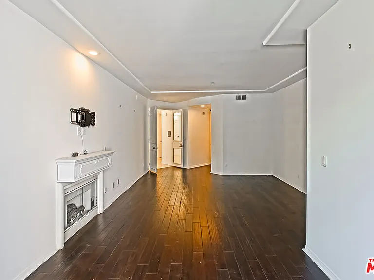 1875 S Beverly Glen Blvd #101 — Photo 13
