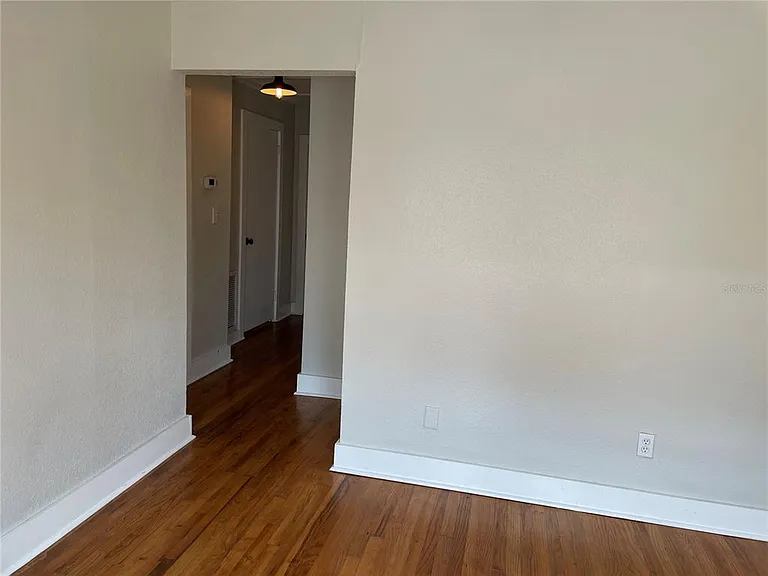 1517 E Ellicott St — Photo 6