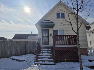 2459 W Walnut St, Milwaukee, WI 53205