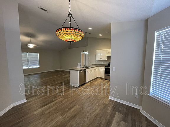 5th image of 10337 Wailuku Dr