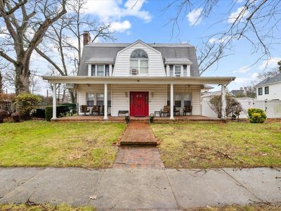 136 Linden Street, Woodmere, NY, 11598