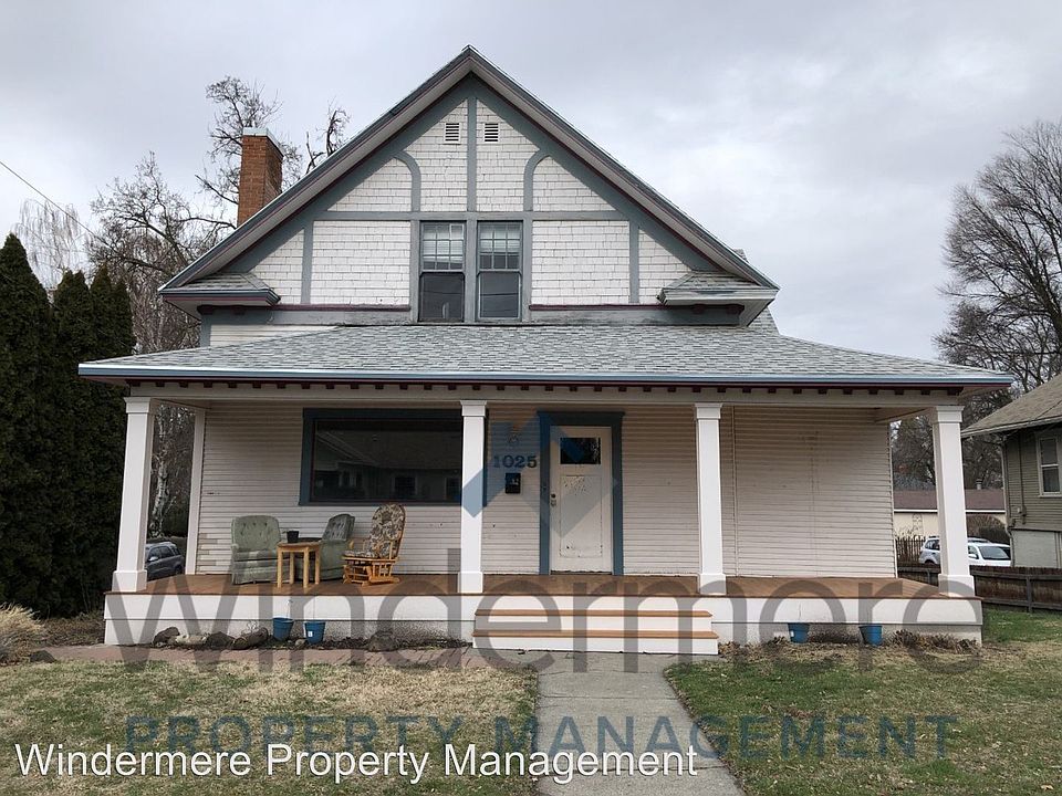 1st image of 1025 E Isaacs Ave