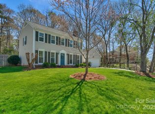 539 Stanhope Ln, Matthews, NC 28105