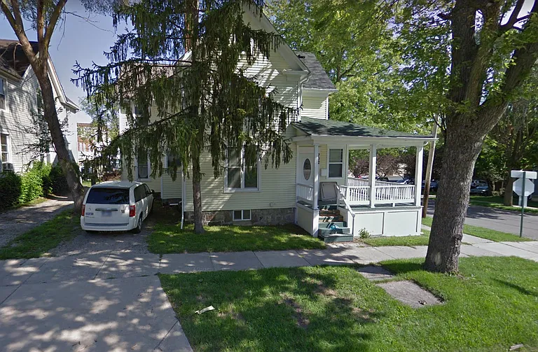 702 Emmet St #3 — Photo 4