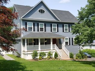 15 Sunnycrest Rd, Trumbull, CT 06611