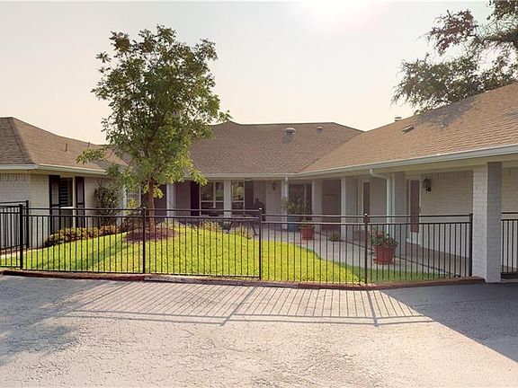 4th image of 5909 Stacy Ln