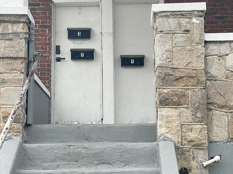 2202 Bryant Ave #3 — Photo 10