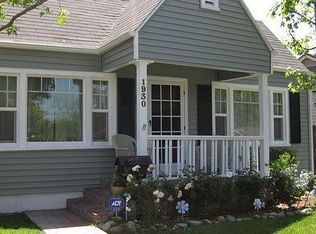 1930 N El Molino Ave, Pasadena, CA 91104