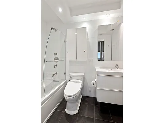 Rented by Douglas Elliman | media 19