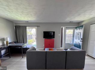 1923 Bellarbor Cir, Crofton, MD 21114