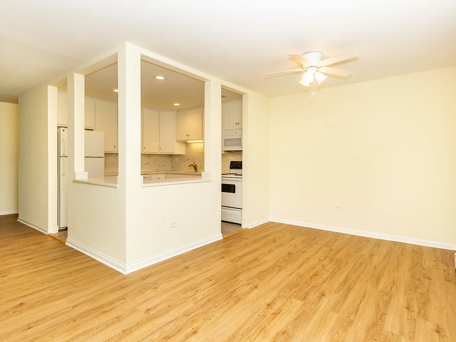 315 N Maple — Photo 2