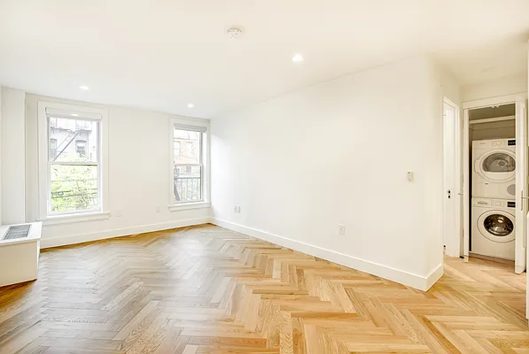 Rented by Corcoran | media 2