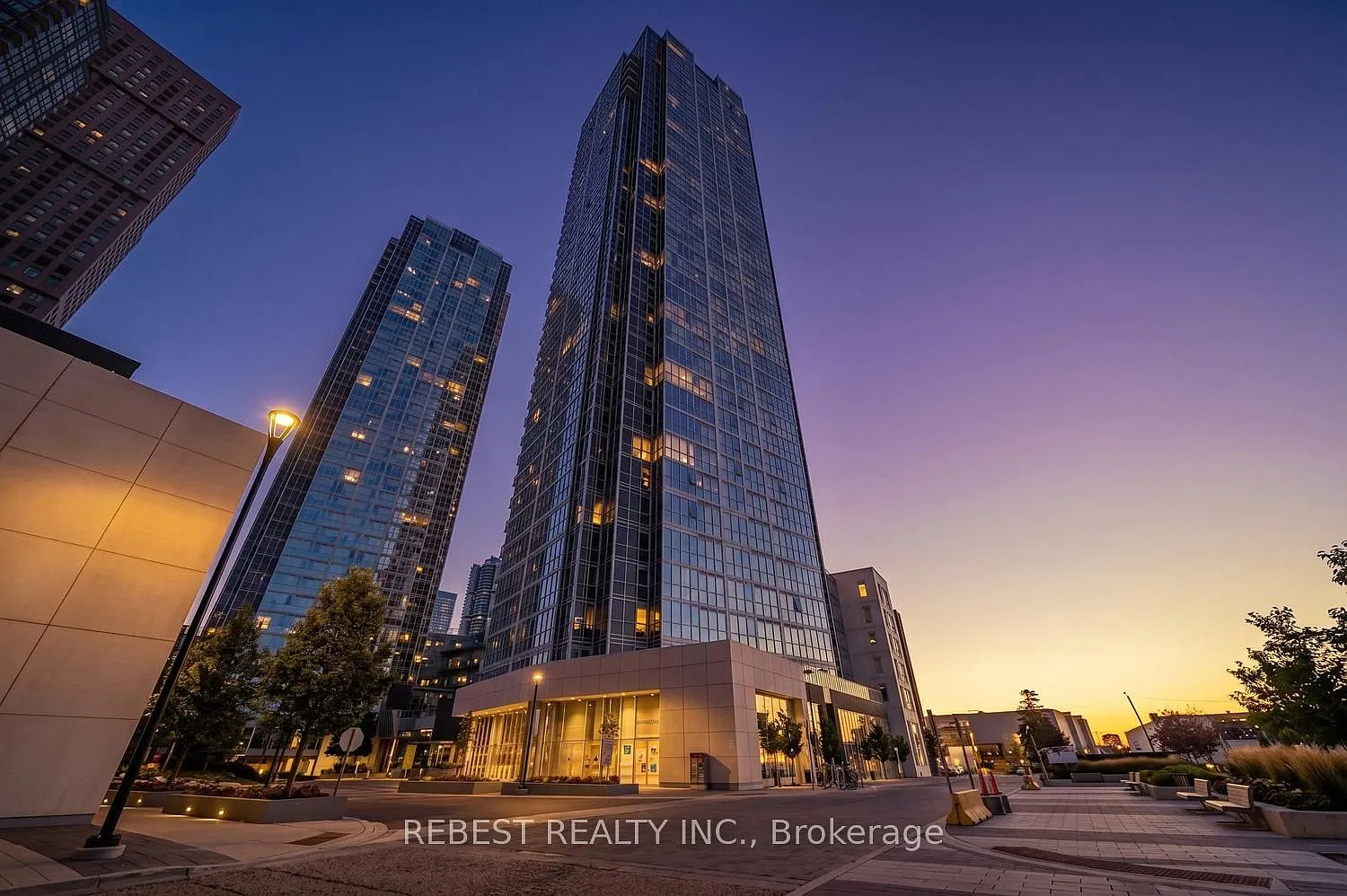 2 bed, $2,799 — Photo 1