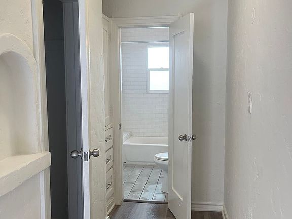 3rd image of 840 N Alta Vista Blvd #10800560