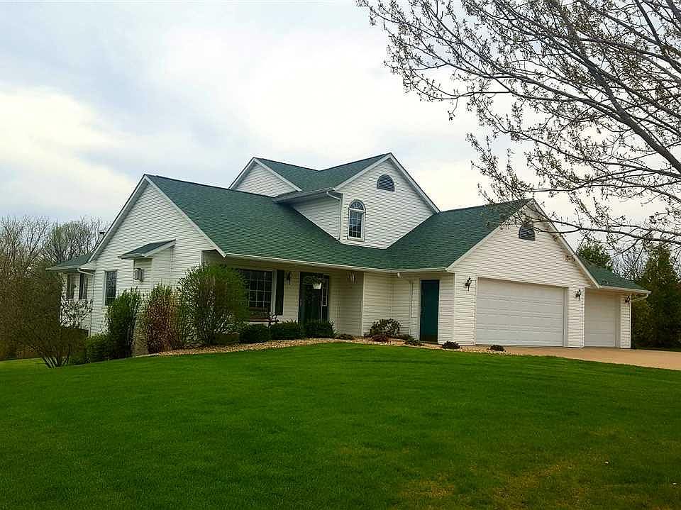 1st image of 16616 Carmen Oaks Dr