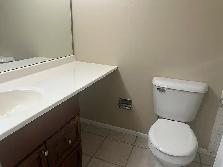 76 Margate Ct #C1 — Photo 9