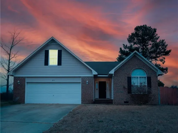855 Turkey Ridge Dr, Fayetteville, NC 28314