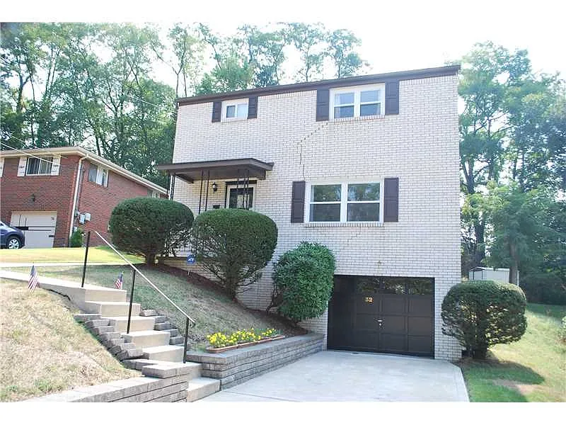 32 Nancy Dr photo 1