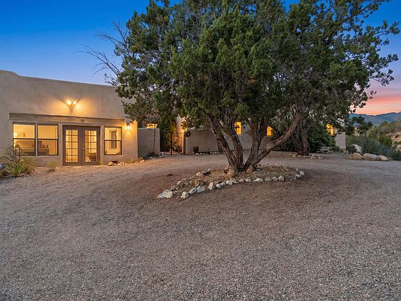 2nd image of 16 Chaparral Rd