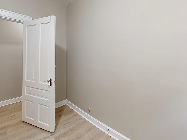 Plush Bedroom Carpet