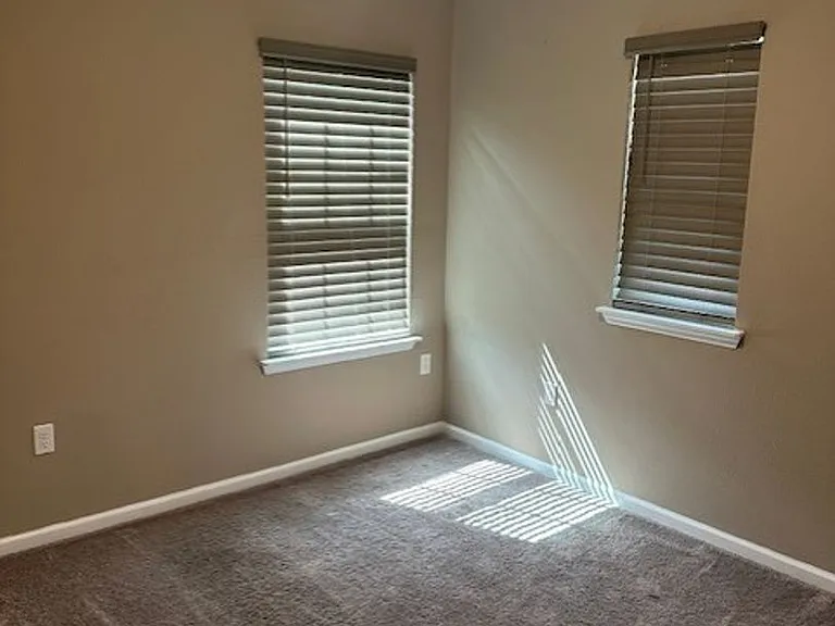 9670 Freefall Rd — Photo 27