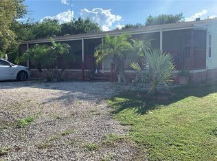 1159 Pine Ave, Moore Haven, FL 33471