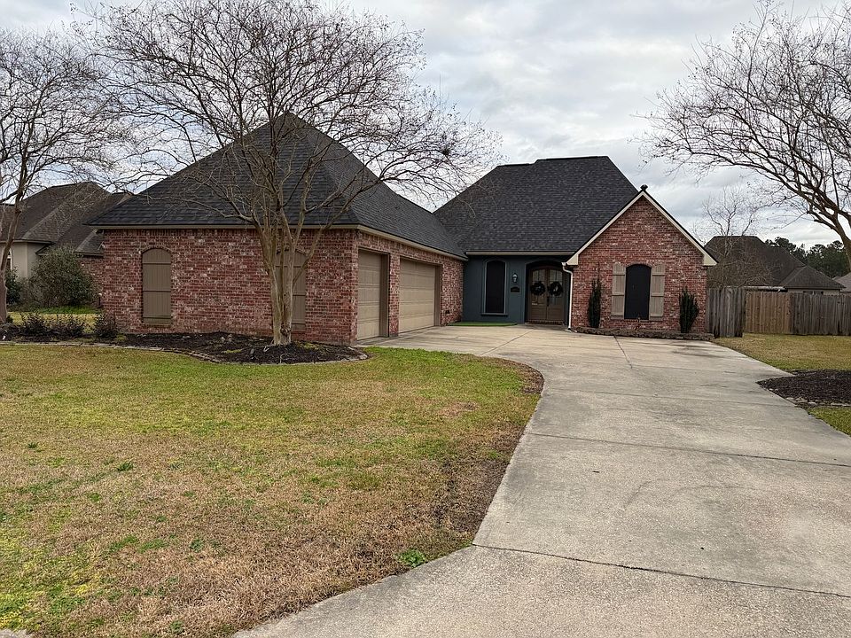 1st image of 38608 Alderly Ln