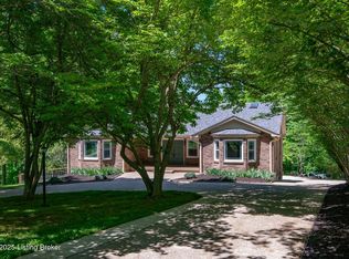 172 Strawberry Cir, Brandenburg, KY 40108