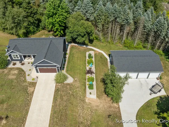 13175 Spruce Ridge Rd, Gowen, MI 49326