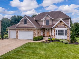 5158 Merrit Dr, Northfield, OH 44067