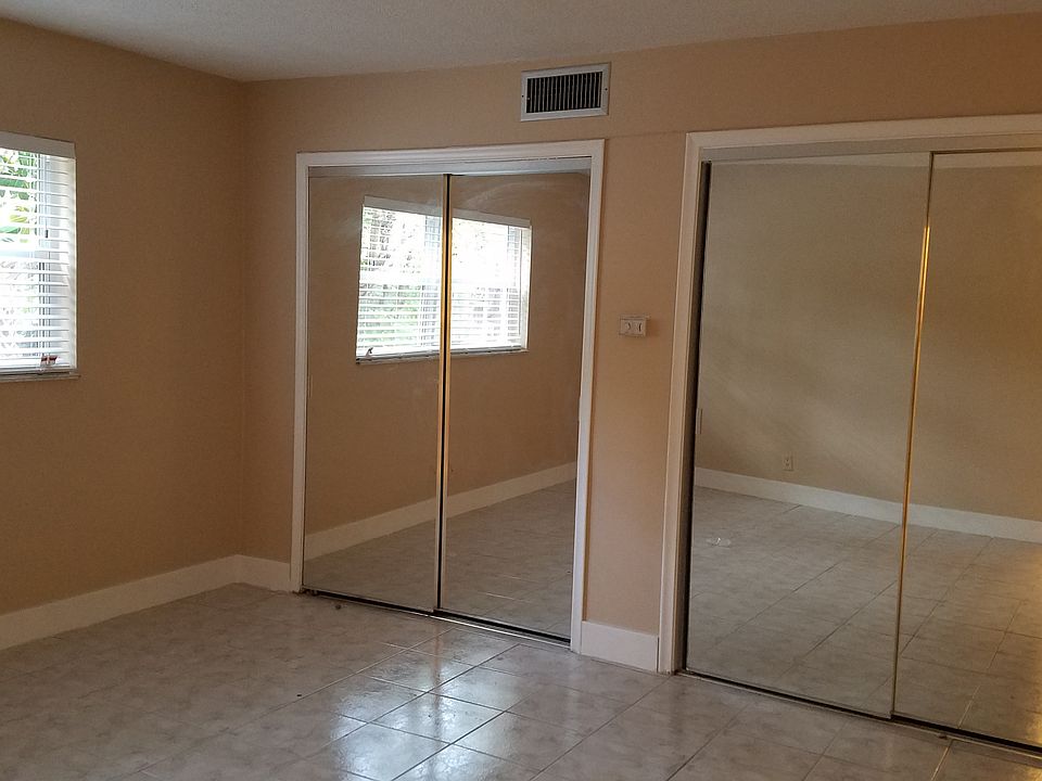 2nd image of 2458 Polk St APT 107