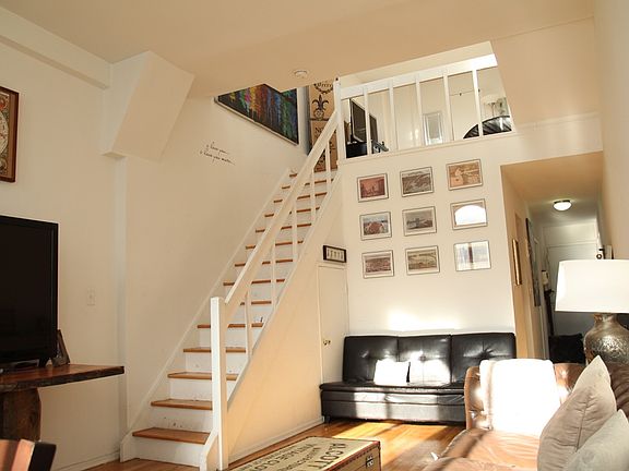 4th image of 155 E 23rd St APT 611