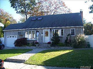 1st image of 25 1st Ave