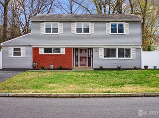 4 Dorset Rd, Old Bridge, NJ 08857