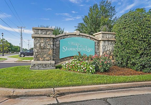 2nd image of 157 Stonebridge Blvd #721