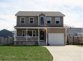 41 Saint Onge St, Chicopee, MA 01020