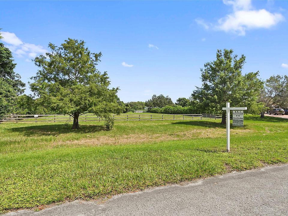 1st image of 20411 SW 51st Street