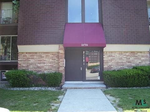 1st image of 21721 Hillside Dr