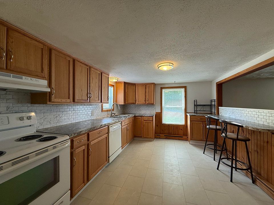 1st image of 60 Stillman Street