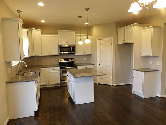 3rd image of 8016 Parnell St #5BS